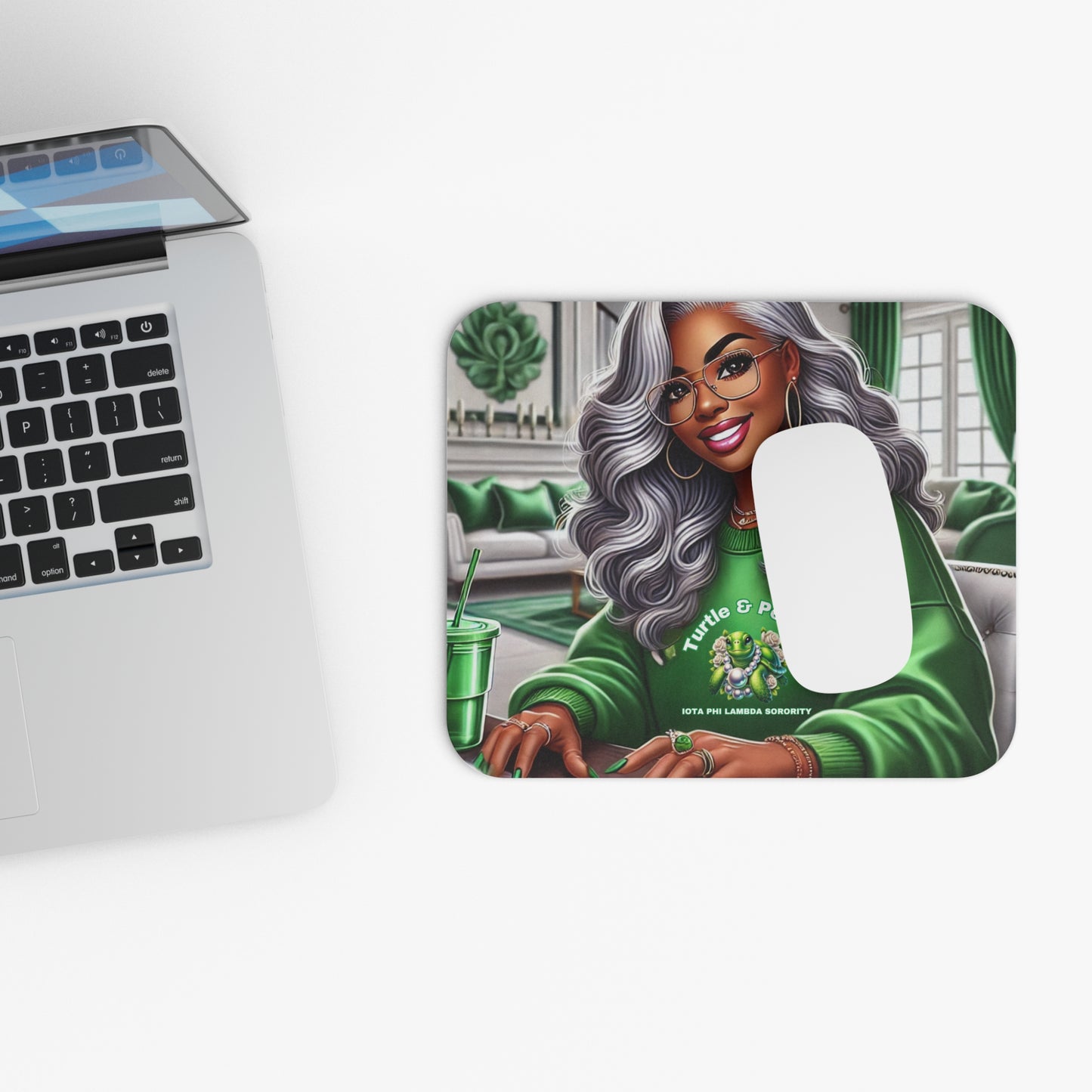 Turtle & Pearls Mousepad – Classy Desk Vibes for Sorors